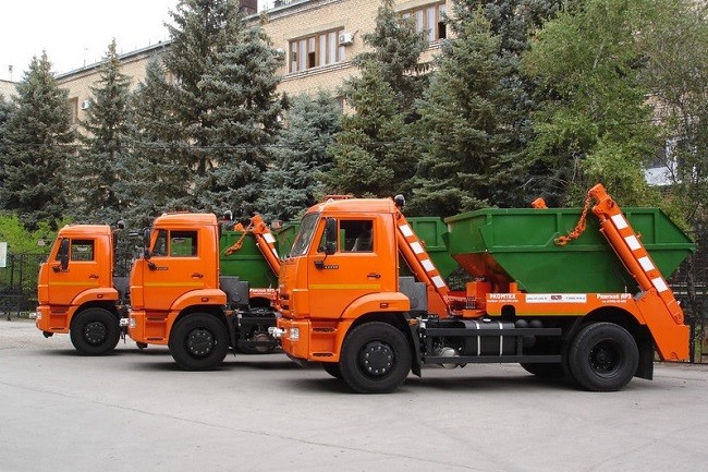 Вывоз мусора контейнером - цены в Москве, заказать контейнер